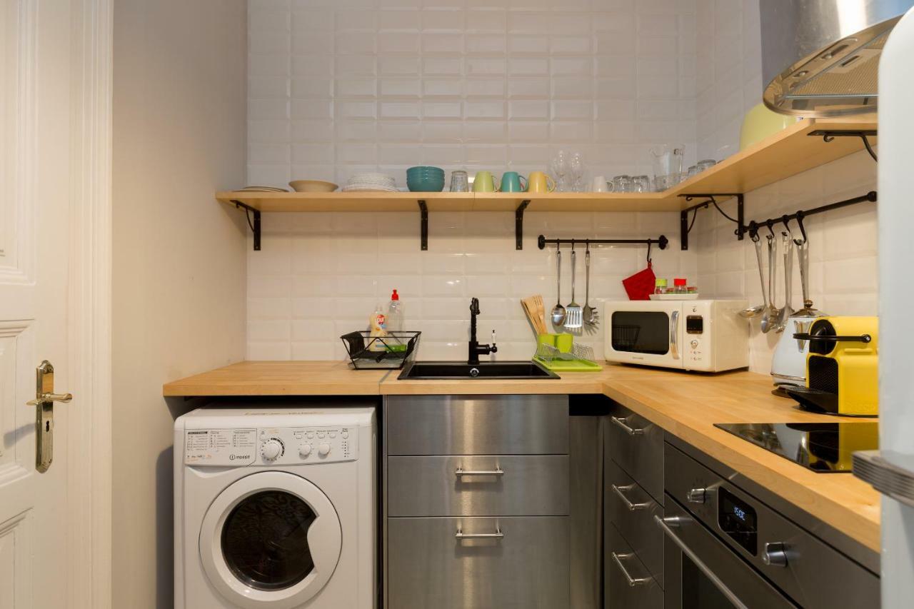 Апартаменты Deluxe Twin Studio In Kazinczy Street Будапешт Экстерьер фото